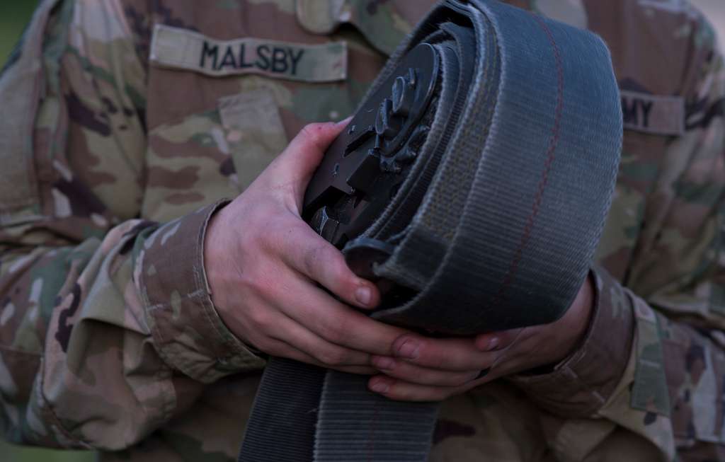 3"x22' Ratchet Strap w/ 2 Snap Hooks & Protective Sleeves