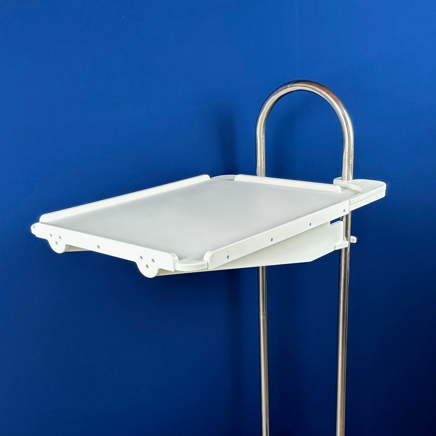 Large Quick Release Cockpit Table – Pedestal Mount, Snap-On Design