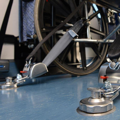 QRT Deluxe Kit w/ Retractable Shoulder/Lap Belt and Slide-N-Click Fittings | Q-8107-A1-L2