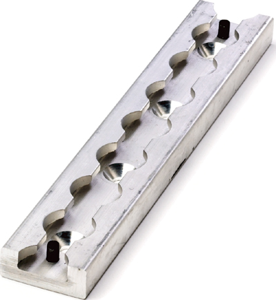 HD L-Track Section, Non-Flanged, with 1/4" Countersunk Mounting Holes, 8 IN Long | FE200761